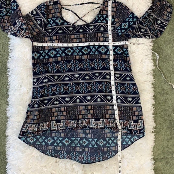 Moa Moa Tribal Print 3/4 Blouson Sleeve Top Medium - Picture 5 of 8